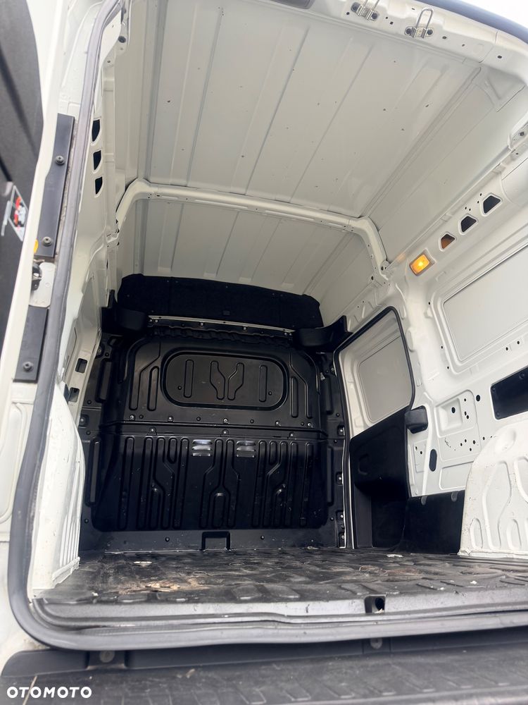 Fiat Doblo Maxi XL - 22