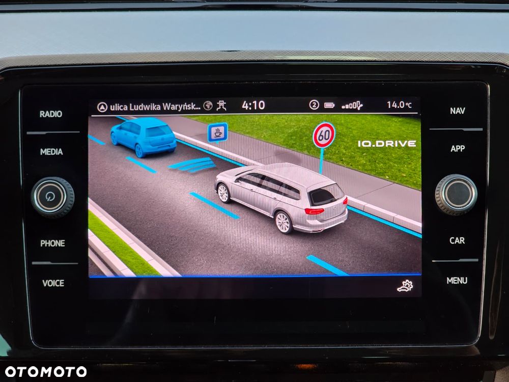 Volkswagen Passat Variant 2.0 TDI SCR Comfortline DSG - 28