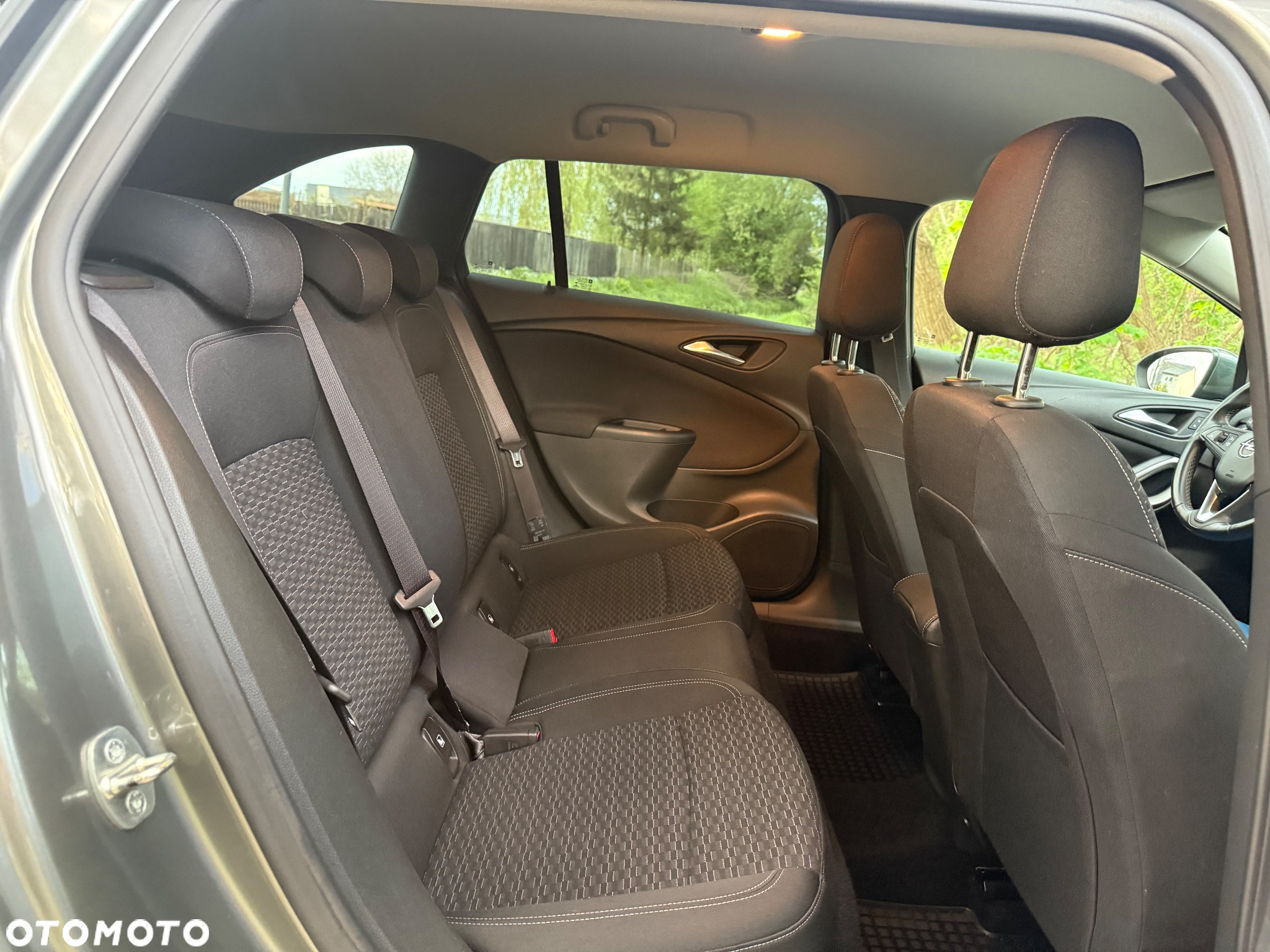 Opel Astra V 1.6 CDTI Enjoy - 25