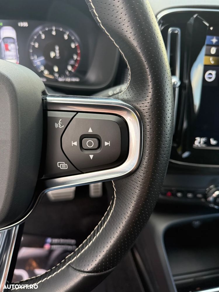 Volvo XC 40 B4 B AWD DKG RDesign - 22