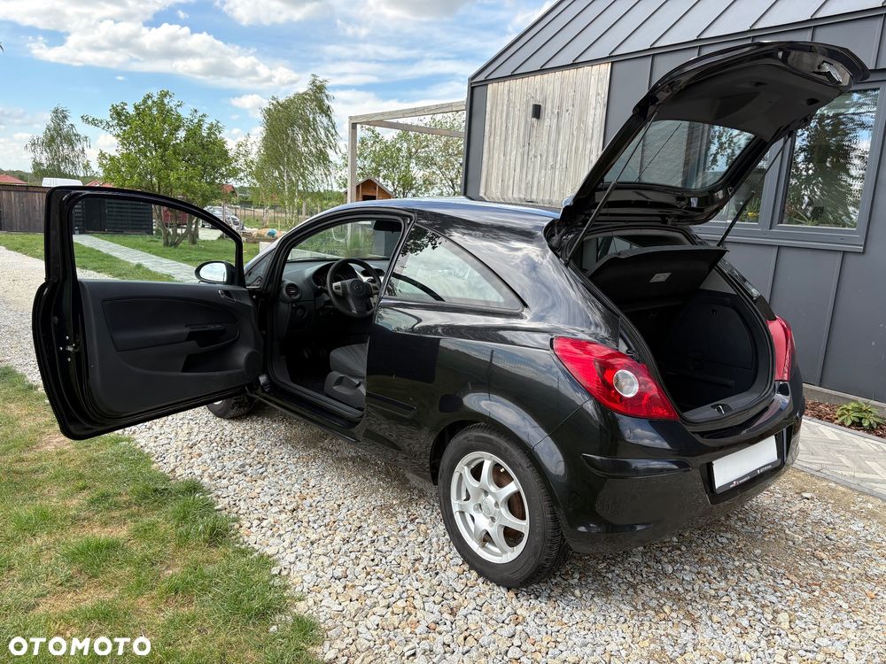 Opel Corsa 1.4 16V Edition - 6