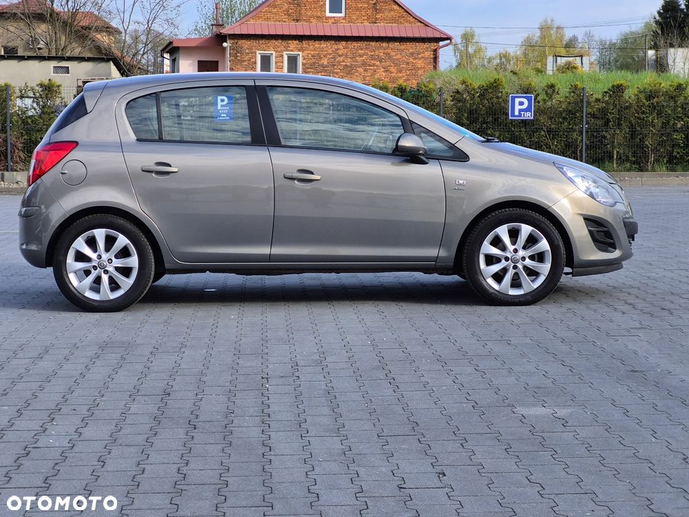 Opel Corsa 1.4 16V Active - 10