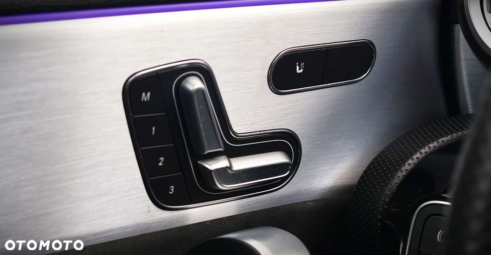 Mercedes-Benz CLA - 28