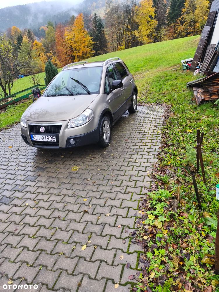 Fiat Sedici 1.6 16V 4x4 Emotion - 1