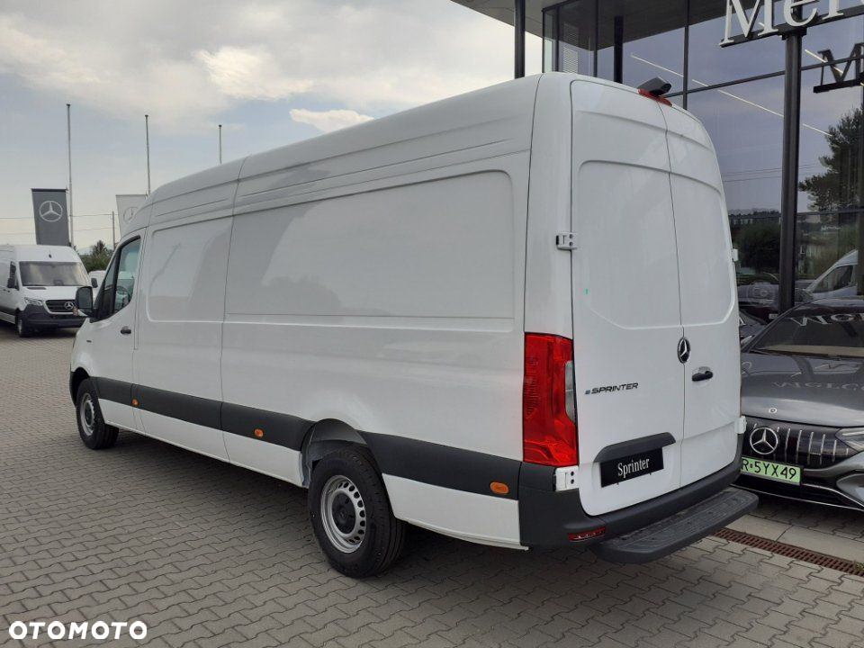 Mercedes-Benz eSprinter - 3