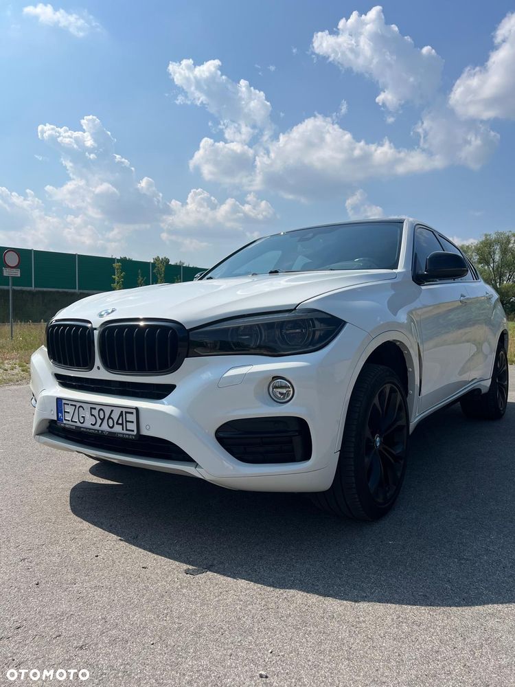 BMW X6 xDrive40d - 24