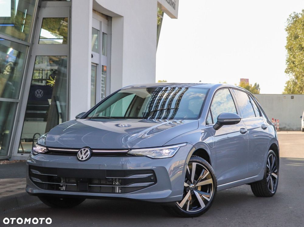 Volkswagen Golf - 10