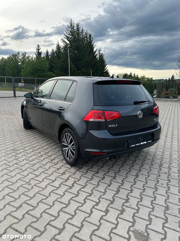 Volkswagen Golf 2.0 TDI BlueMotion Technology Allstar - 6