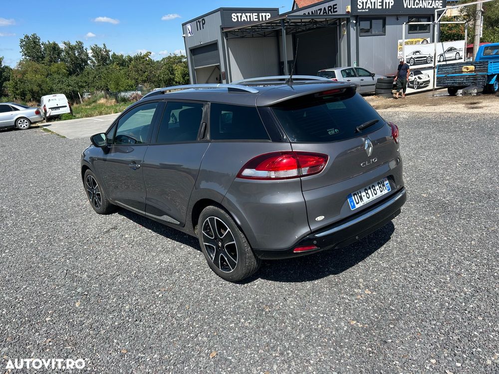 Renault Clio - 25