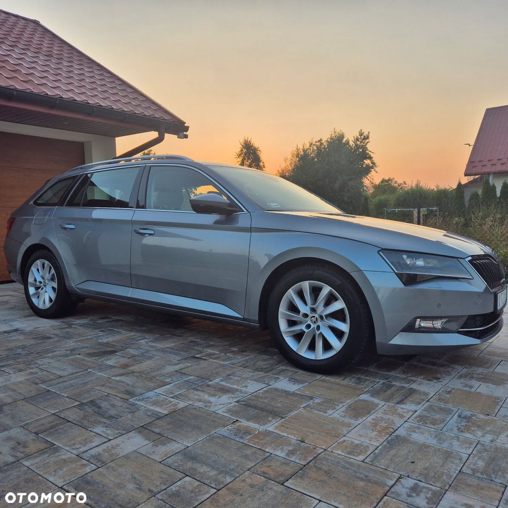 Skoda Superb 2.0 TDI Ambition - 1