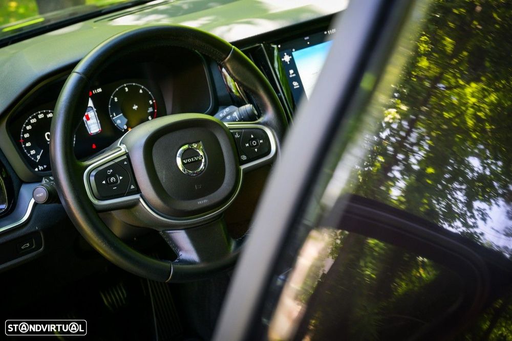 Volvo V60 2.0 D3 Momentum - 22