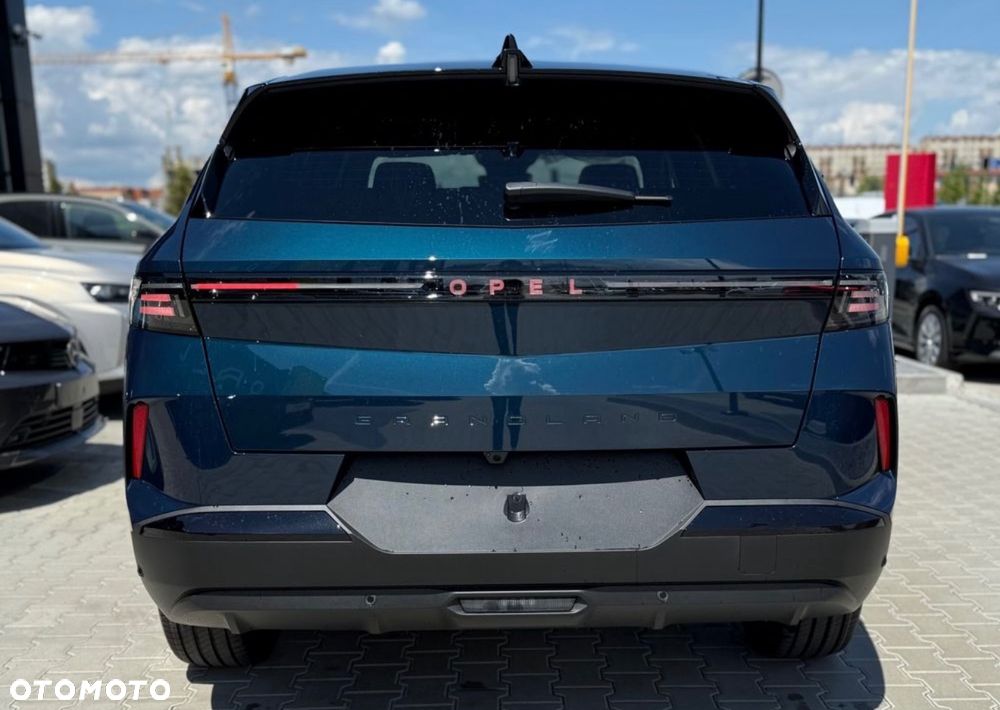 Opel Grandland 1.2 T mHEV GS S&S eDTC6 - 4