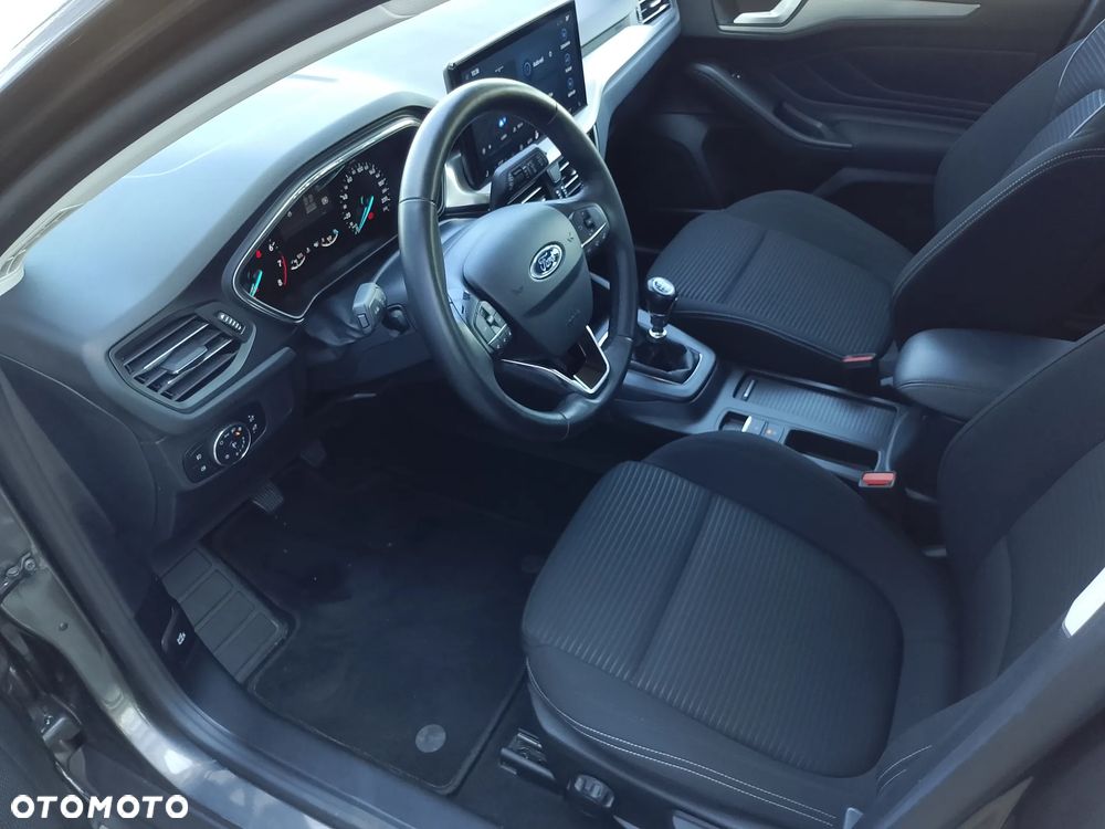 Ford Focus 1.0 EcoBoost Titanium - 17