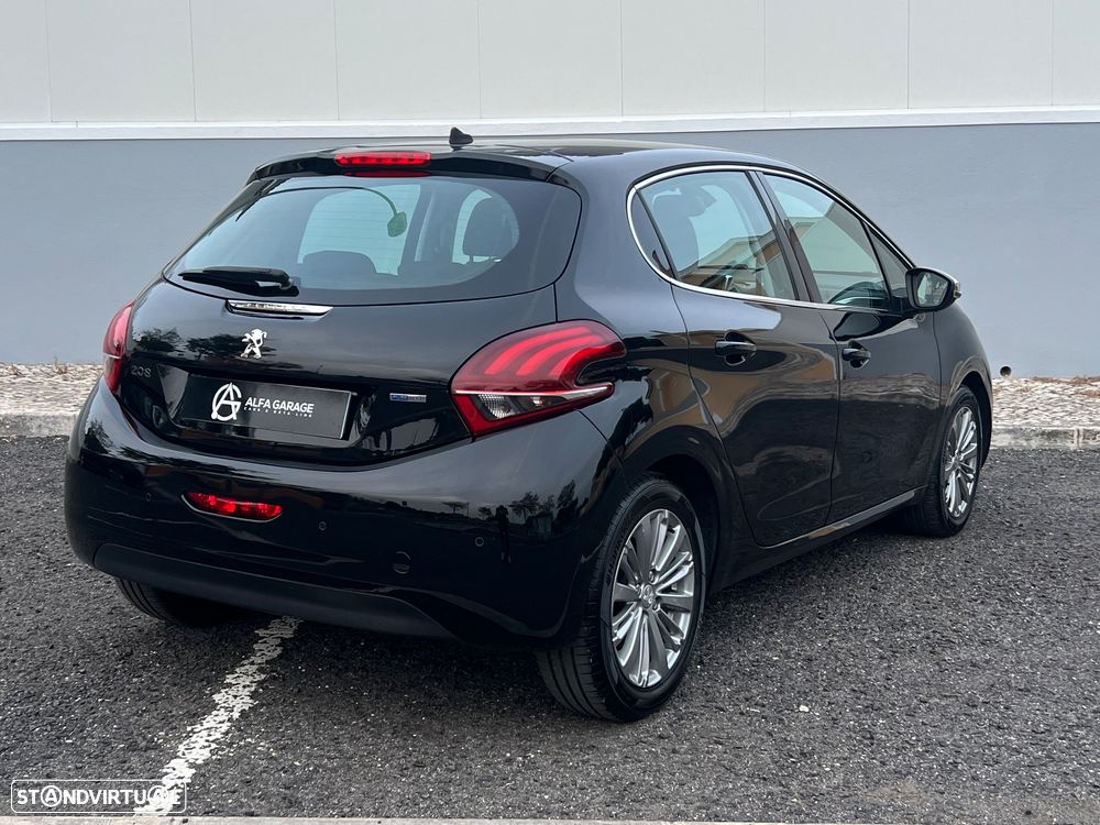 Peugeot 208 1.2 PureTech Allure - 3
