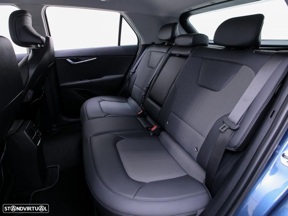 Kia Niro EV 64kWh Drive - 11