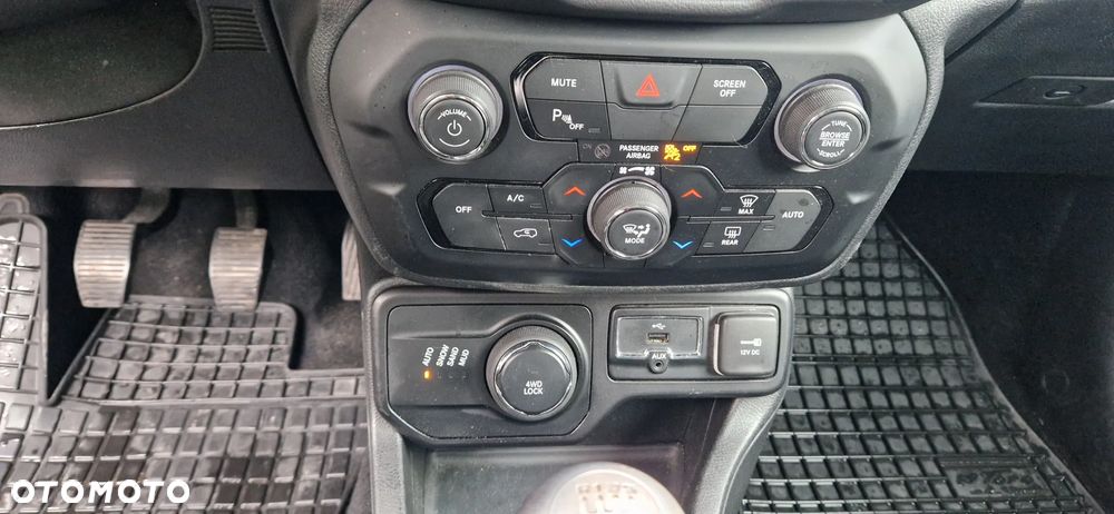 Jeep Renegade 2.0 MultiJet Longitude 4WD S&S - 9
