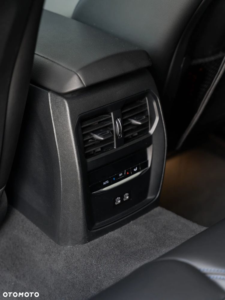 BMW i4 80.7kWh eDrive 40 M Sport - 40