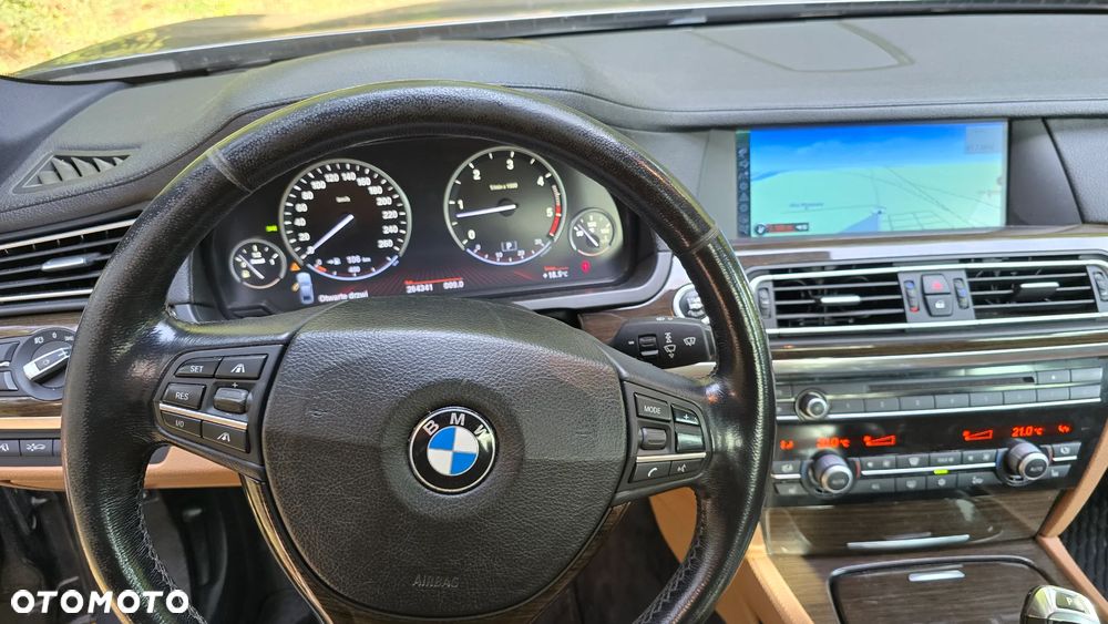 BMW Seria 7 730d - 10