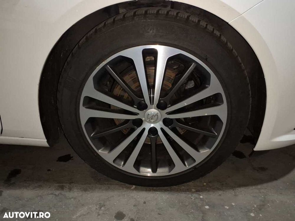 Opel Insignia Sports Tourer 2.0 Diesel Aut Exclusive - 9