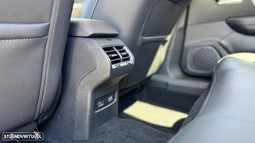 Citroën e-C4 156 MAX - 43