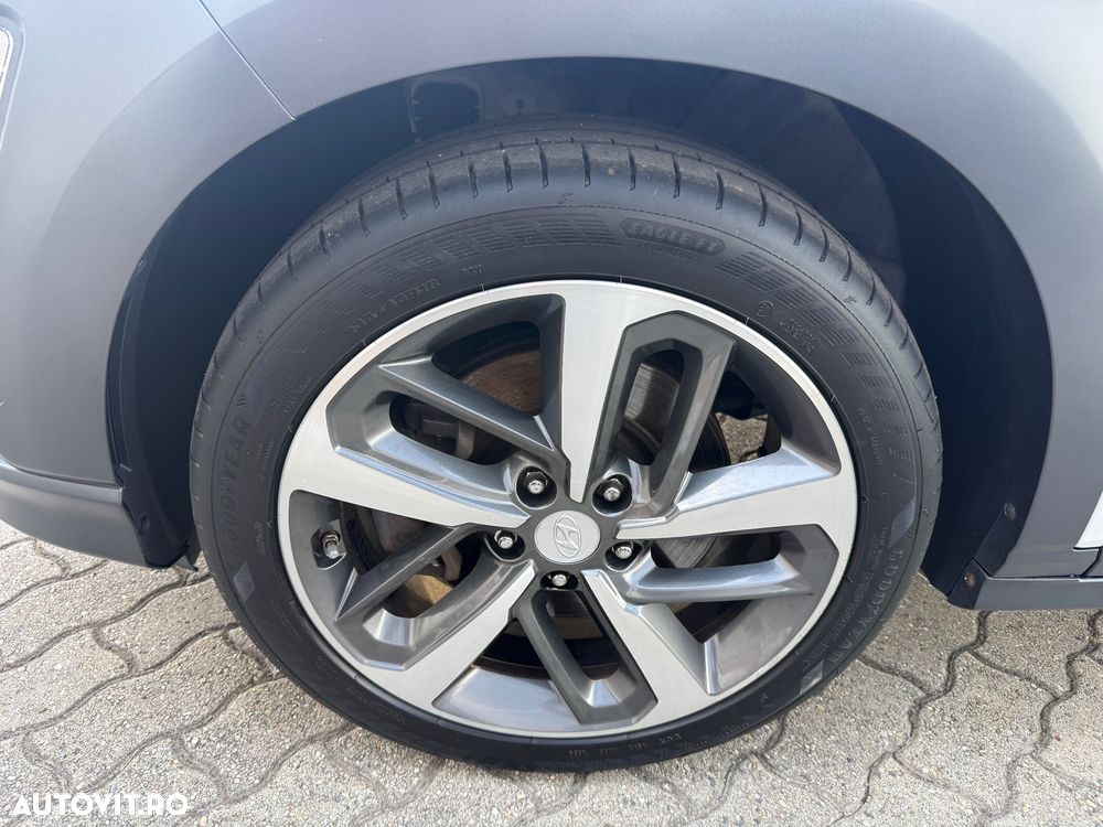 Hyundai KONA 1.6 T-GDI 4WD Aut. Premium + - 35