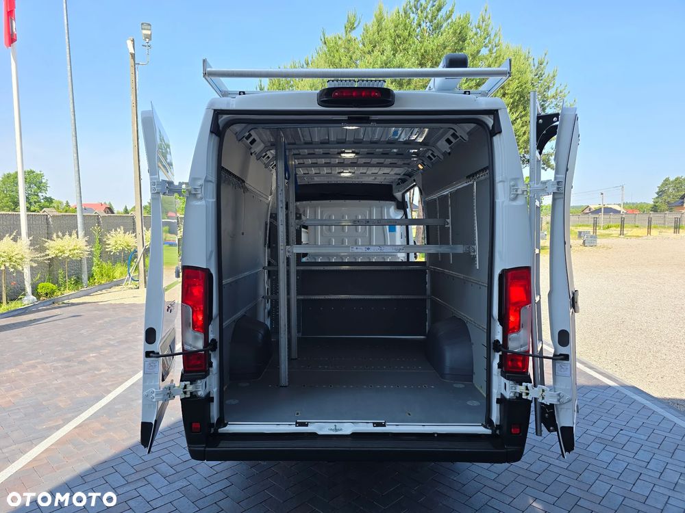 Fiat DUCATO L4H2 MAXI SILNIK 2,3 IVECO 140KM 85 Tyś km SALON PL SERWIS DO OSTATNIEGO Km TEMPOMAT KAMERA COFANIA KLIMA BAGAŻNIK DACHOWY - 32