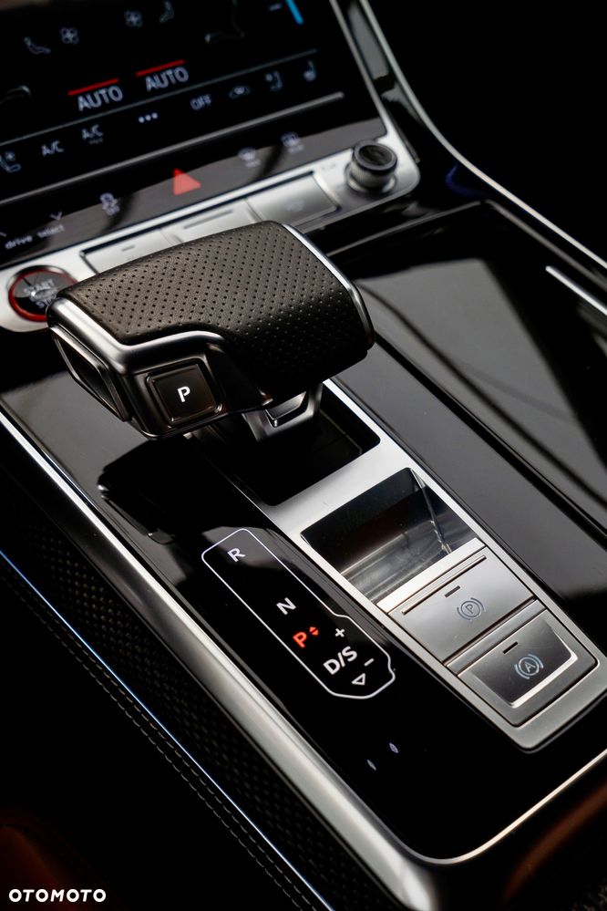 Audi Q8 - 21