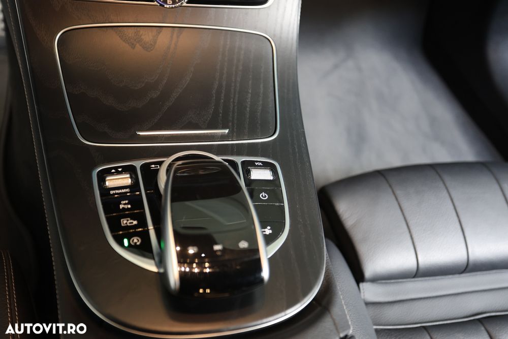 Mercedes-Benz E 200 Coupe 9G-TRONIC AMG Line - 17