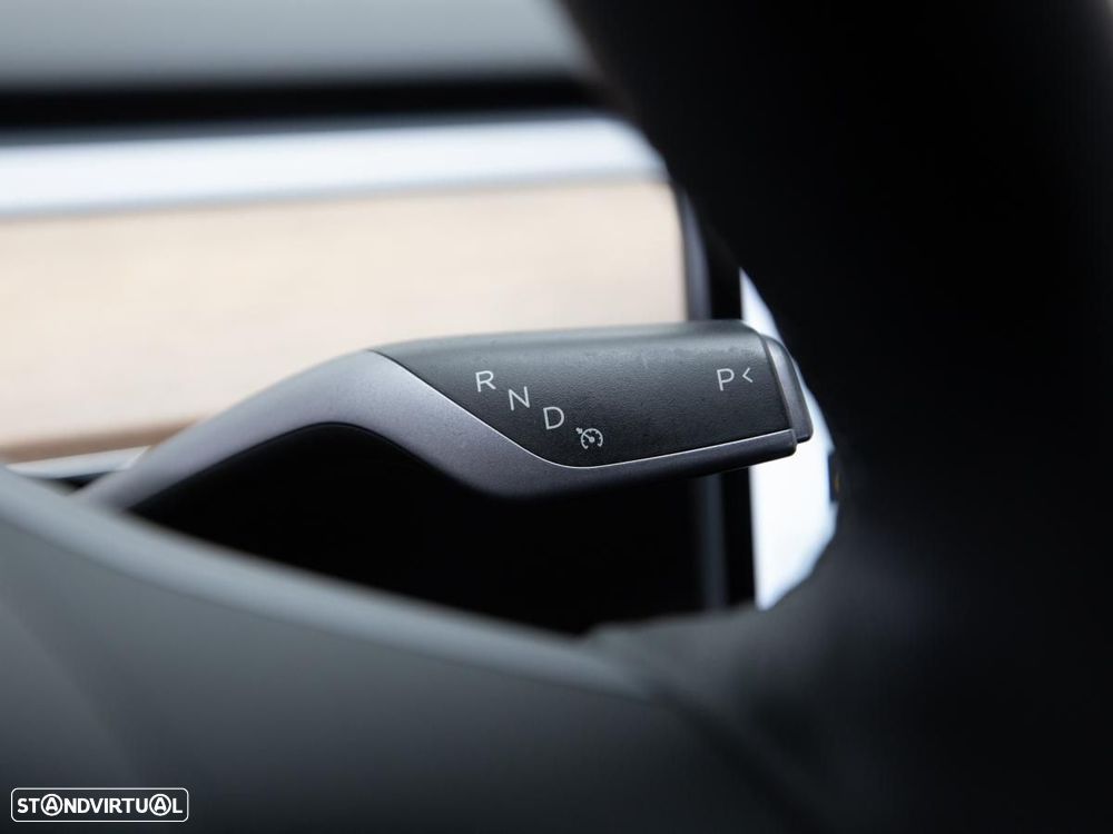 Tesla Model 3 Long Range Tração Integral - 21
