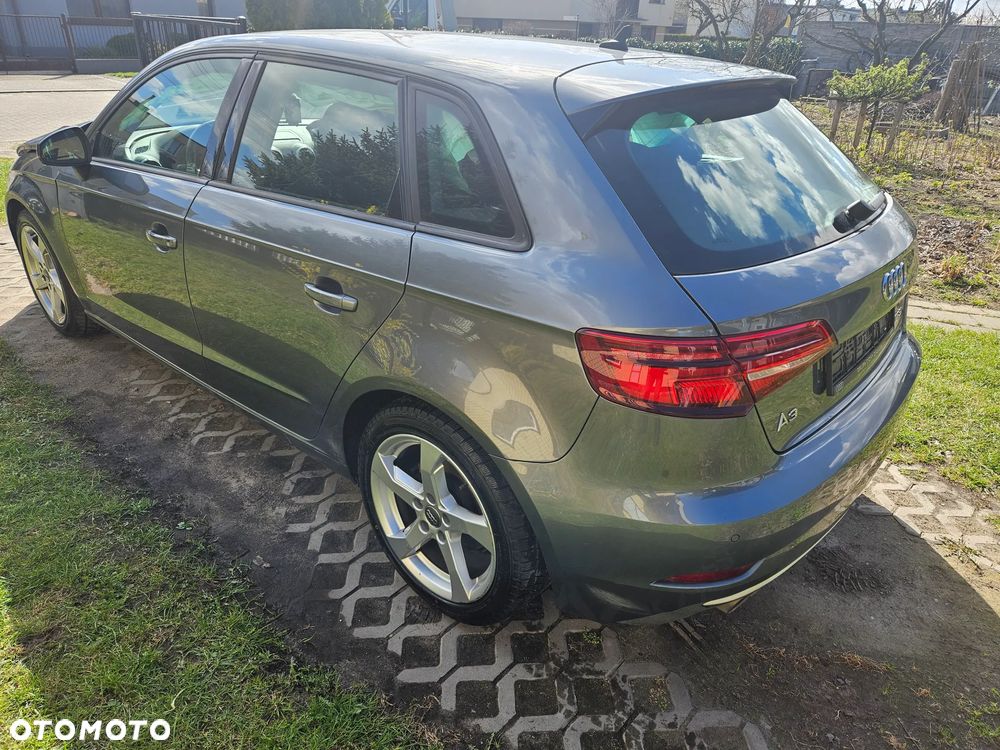 Audi A3 Sportback 35 TFSI S tronic - 6