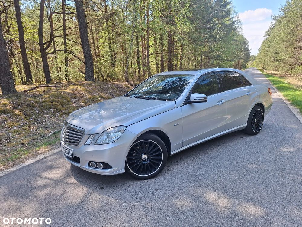Mercedes-Benz Klasa E 200 CGI BlueEFFICIENCY 7G-TRONIC Elegance - 11