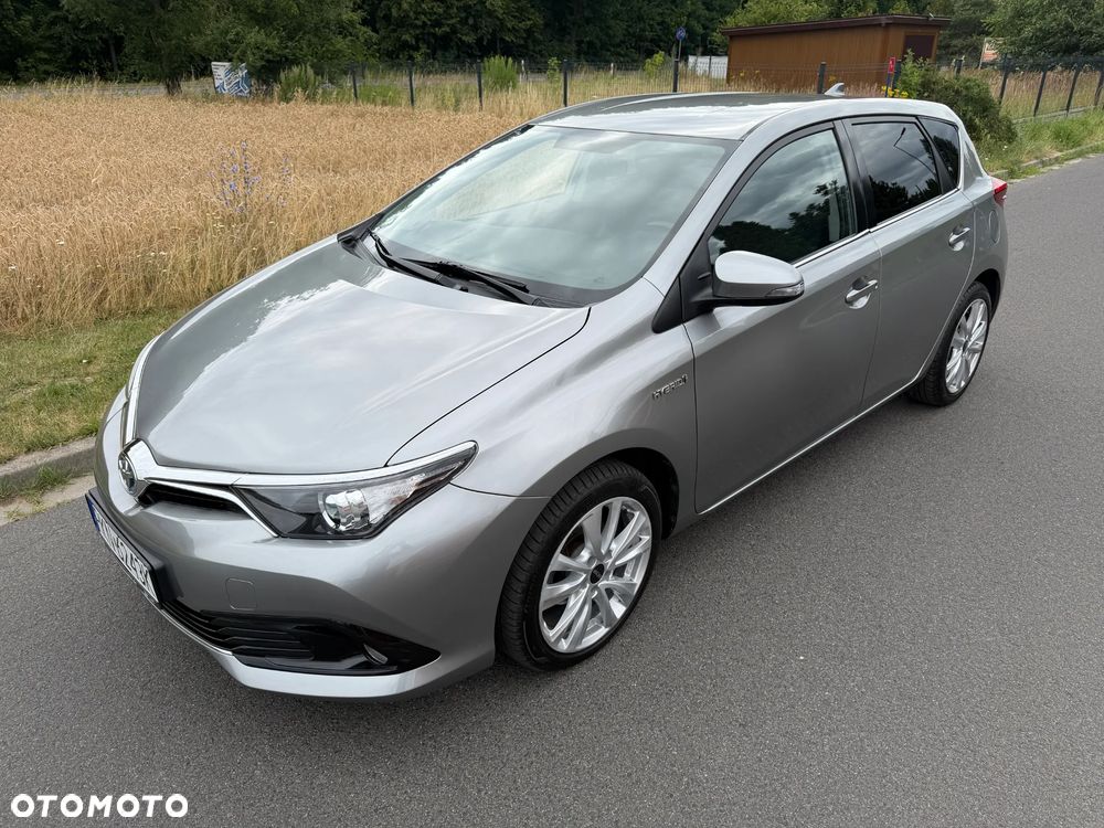 Toyota Auris 1.8 HSD Prestige NAVI - 24