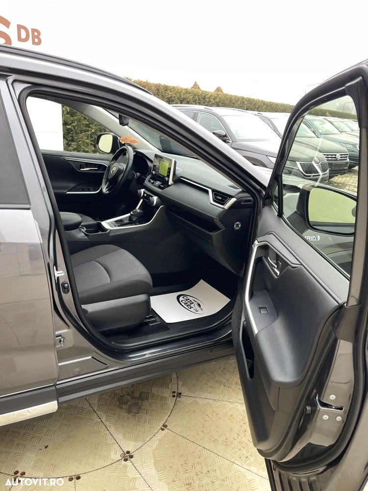Toyota RAV4 - 22