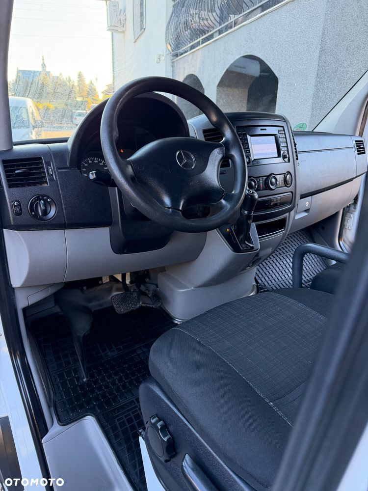 Mercedes-Benz Sprinter - 30