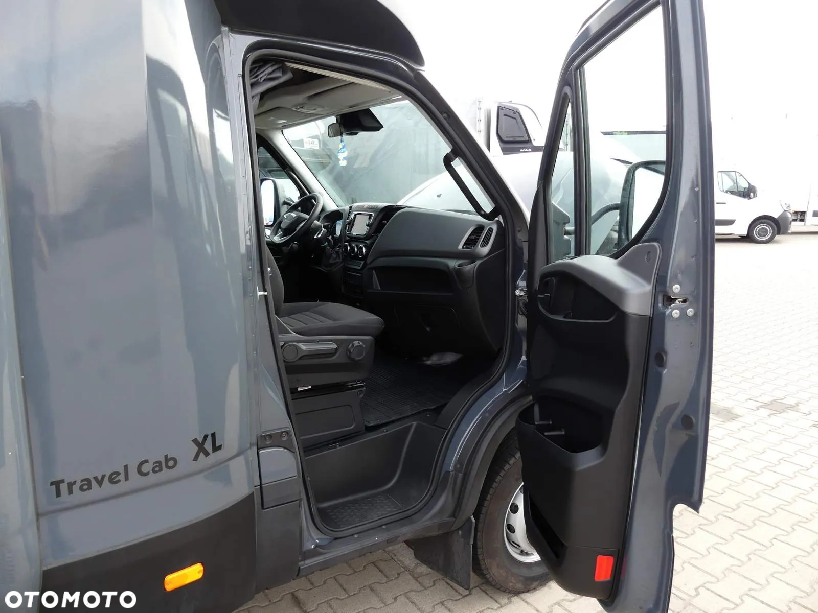 Iveco JEGGER 70C18 3.0 175KM - 9