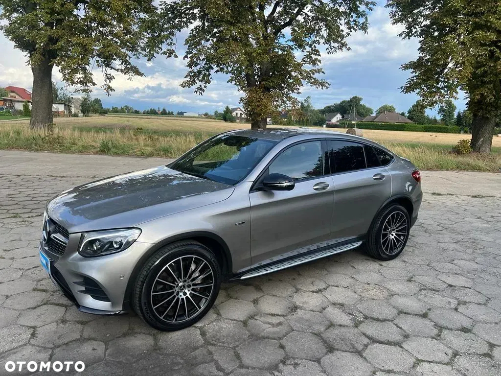 Mercedes-Benz GLC Coupe 250 4-Matic - 2