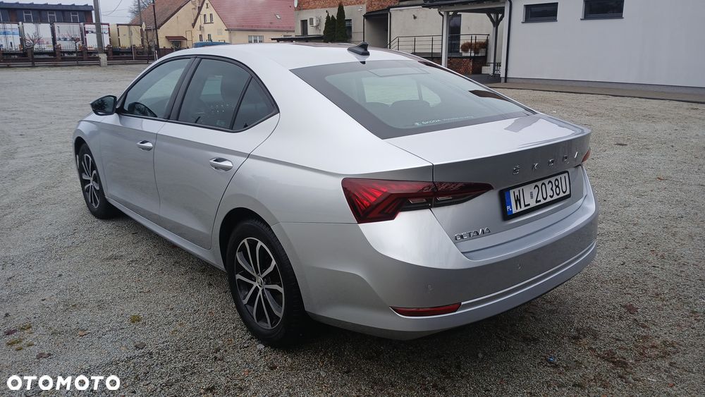 Skoda Octavia 1.5 TSI ACT Ambition - 5
