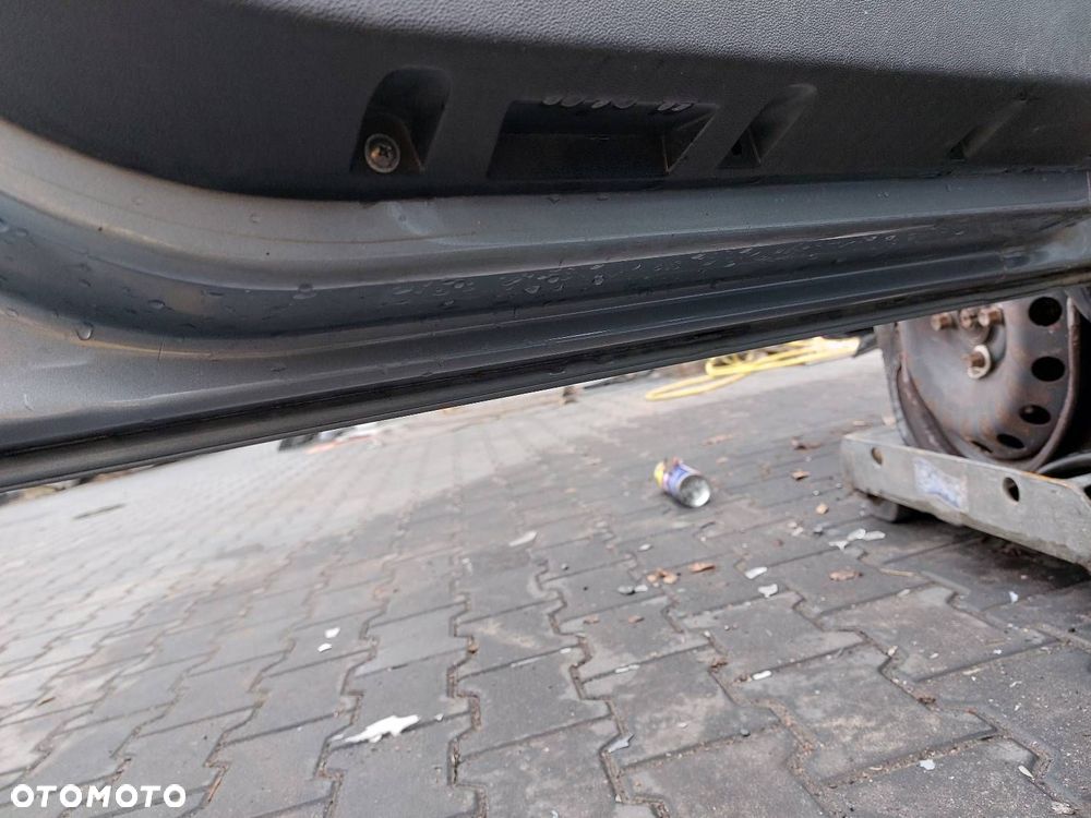 DRZWI KOMPLETNE LEWY PRZÓD FIAT GRANDE PUNTO I 595/A HB 5D - 5