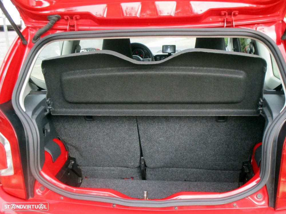 VW Up! 1.0 BlueMotion Cheer - 19
