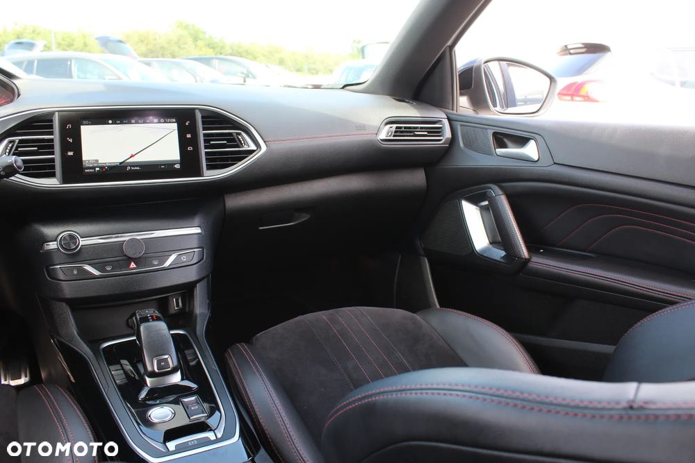 Peugeot 308 2.0 BlueHDi GT S&S EAT8 - 31