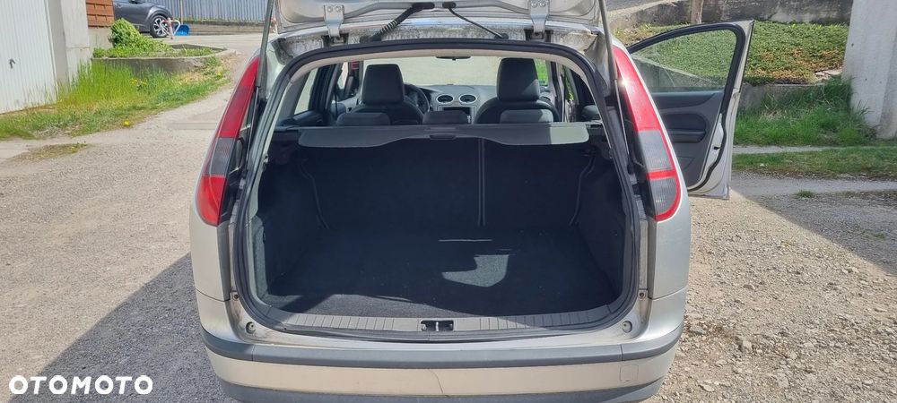Ford Focus - 13