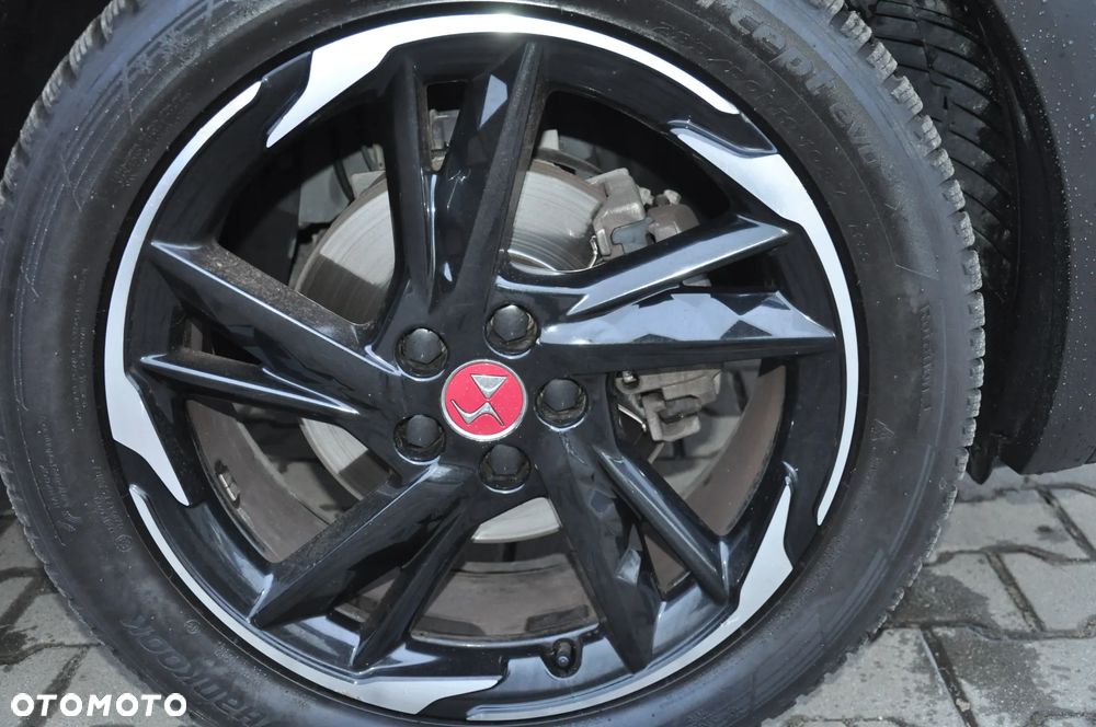 DS Automobiles DS 7 Crossback 2.0 BlueHDi Performance Line + - 18