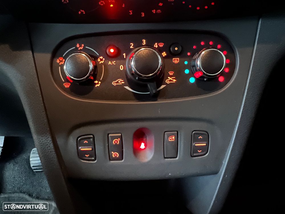 Dacia Sandero 0.9 TCe Stepway - 8