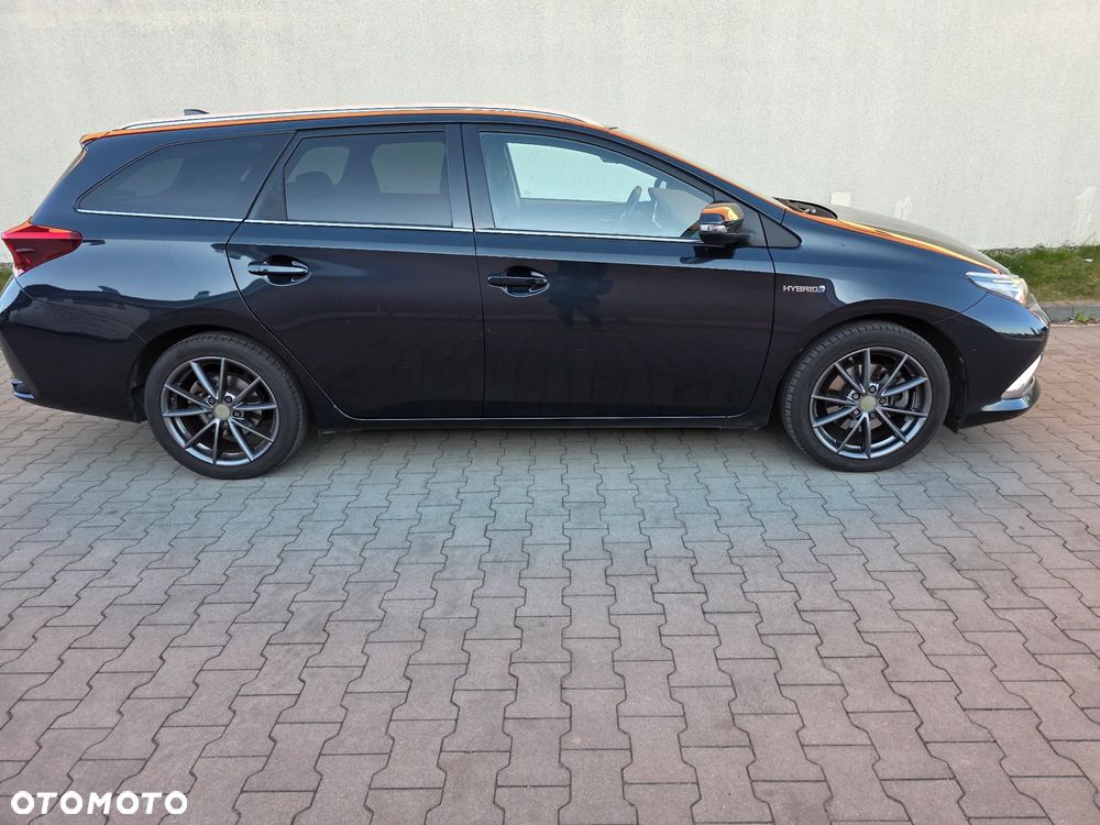 Toyota Auris - 11