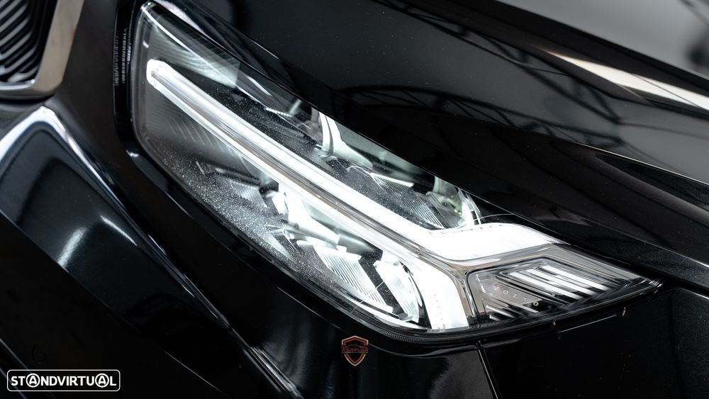 Volvo XC 40 2.0 D3 Momentum Geartronic - 11