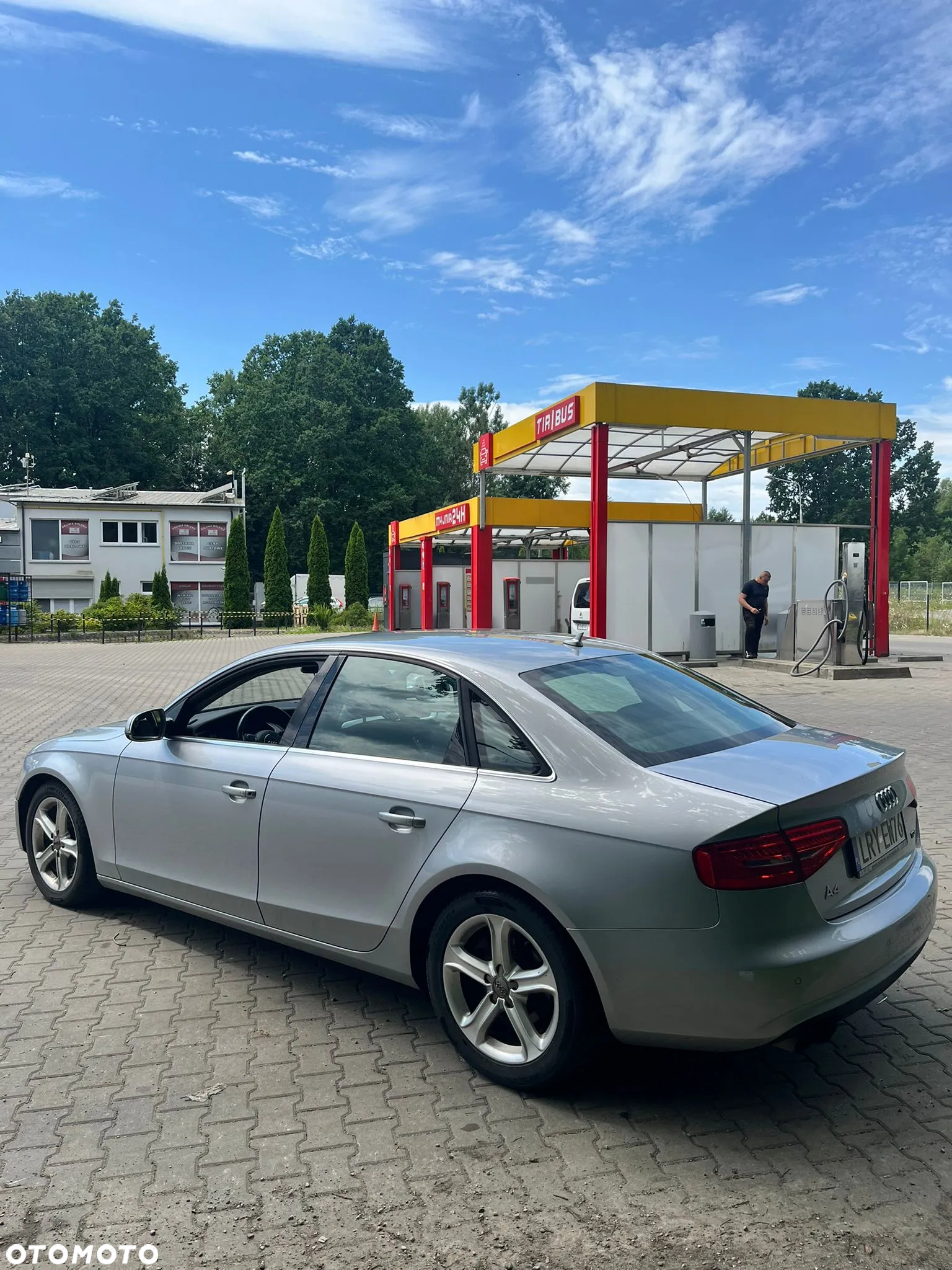 Audi A4 2.0 TDI clean diesel - 8
