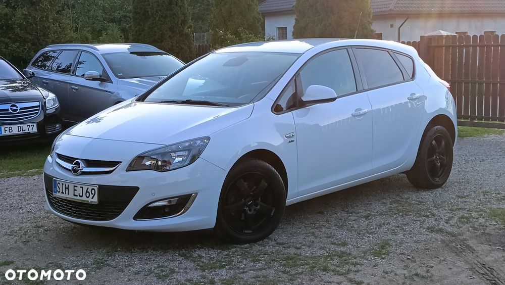 Opel Astra 1.4 T Edition 150 - 23
