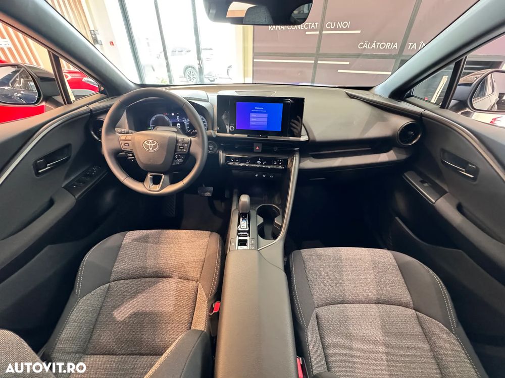 TOYOTA C-HR 2026 — imagine 25