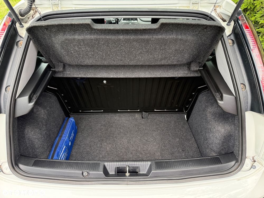Fiat Punto Evo 1.4 8V Dynamic Start&Stop - 23