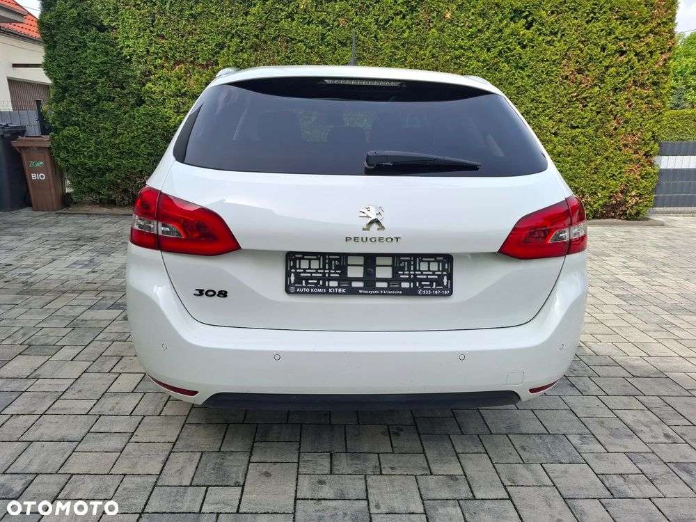 Peugeot 308 - 11